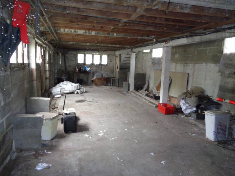 Vends maison ancienne avec sous sol à Tournedos sur seine commune de Val de Reuil 27100