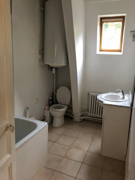 APPARTEMENT T2 SAINT PIERRE DU VAUVRAY  