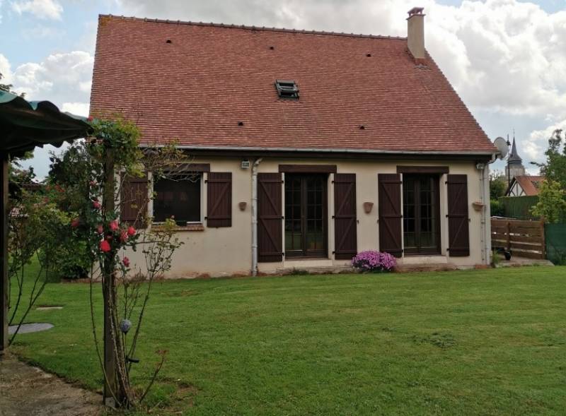 Maison 4 pièces sur sous-sol complet