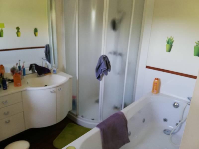 A vendre maison ancienne rénovée sur la commune d La Haye Malherbe