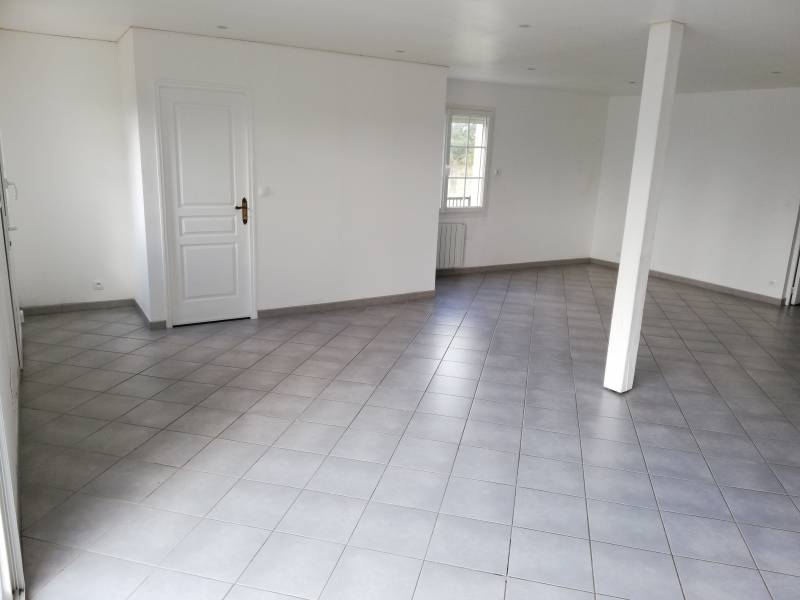 A vendre maison individuelle de plain pied sur sous-sol complet - Pièce de vie