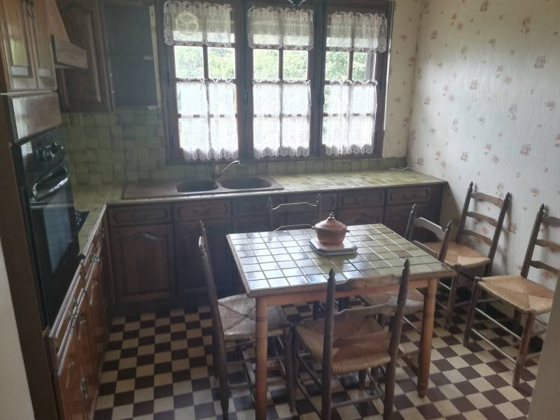 Maison de plain pied à Louviers - cuisine aménagée / équipée