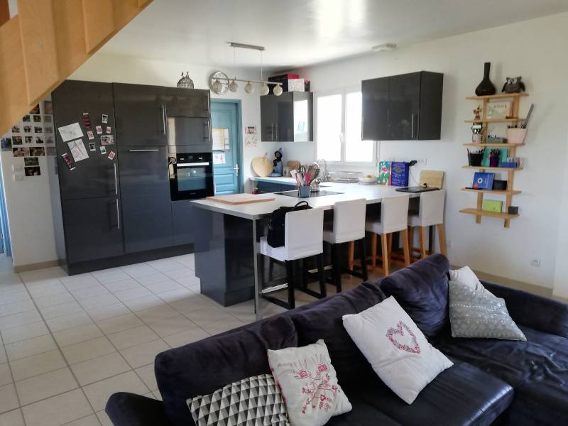 Grand séjour lumineux de 59m²