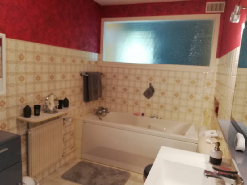 Maison T6 SAINT ETIENNE DU VAUVRAY  