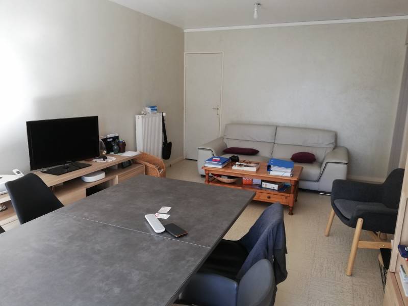 Vends maison de ville proche gare, centre ville