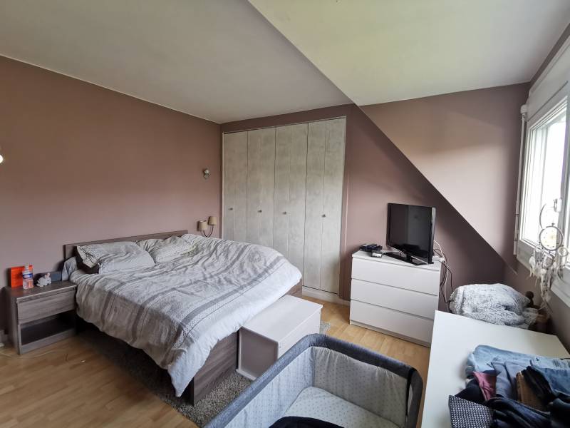 Maison de type chalandon sur la commune du Vaudreuil Le Vaudreuil  