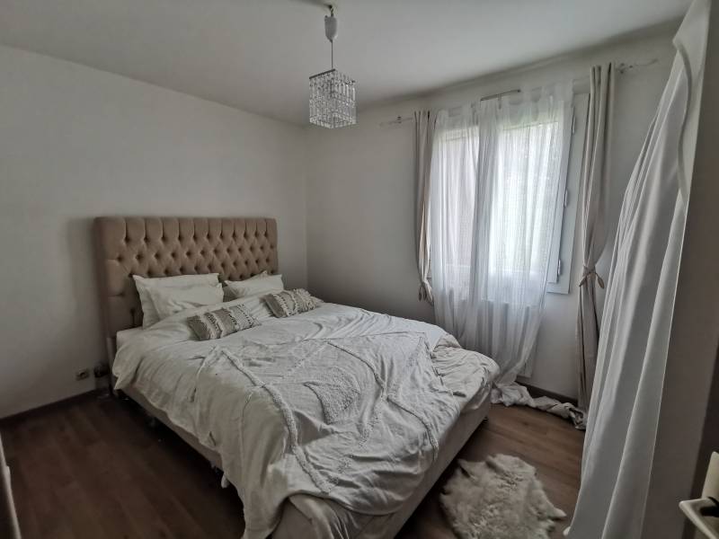 Maison de 75 m² 3 pièces Val de Reuil  