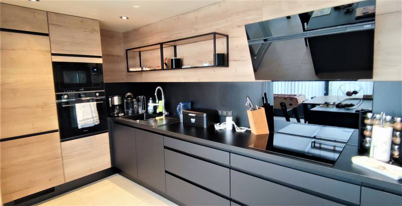 Ensemble immobilier composé de 2 biens dont un exploité en gite avec piscine chauffée ACQUIGNY (27400)  