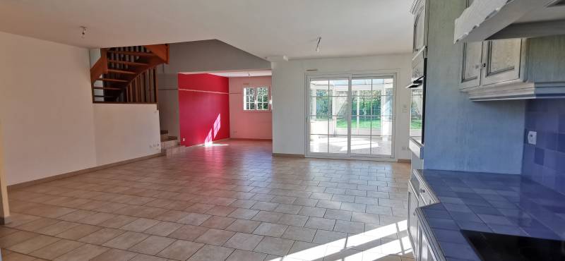 Maison Familial de 137 m² Saint Etienne du Vauvray  