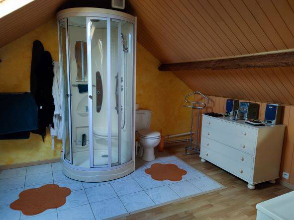 Maison 5 pièces sur sous sol complet avec 3 chambres en rez de chaussée ANDE 27430  