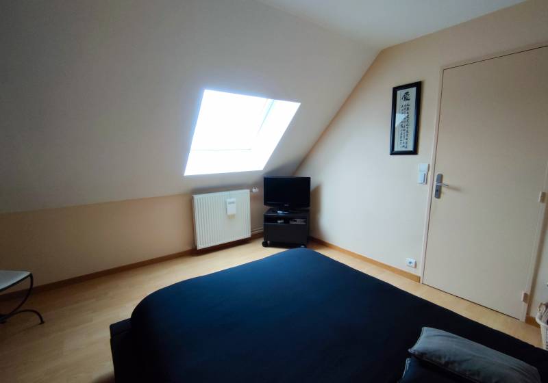 Maison 4 pièces d'environ 100 m2 quartier calme VAL DE REUIL  