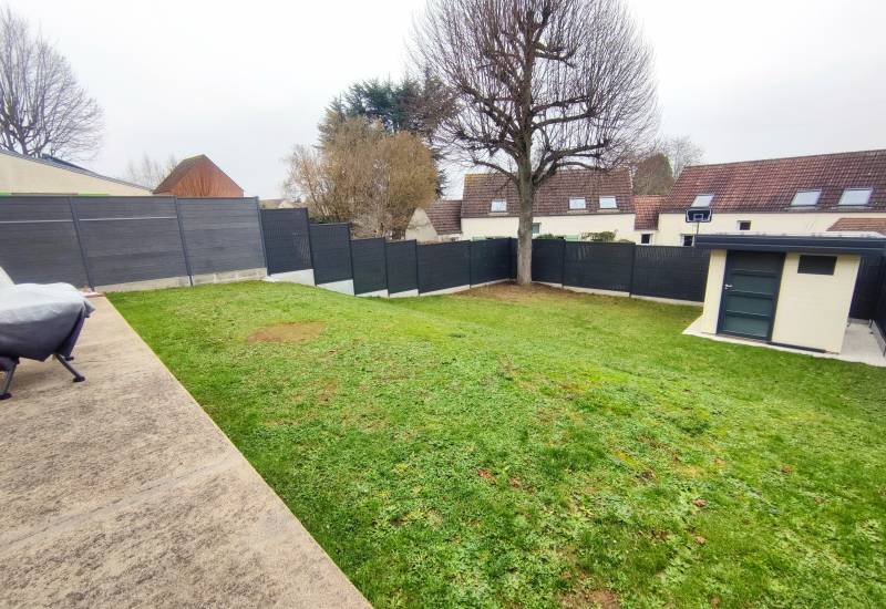 Maison 4 pièces d'environ 100 m2 quartier calme VAL DE REUIL  