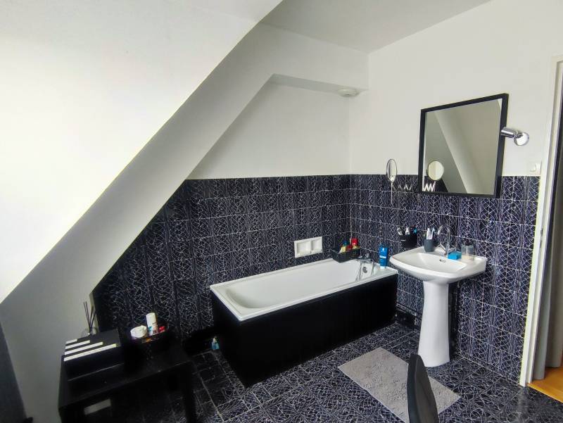 Maison 4 pièces au calme de 95m² en parfait état LE VAUDREUIL  