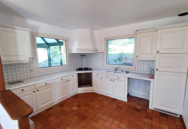 Maison sur sous sol complet cuisine