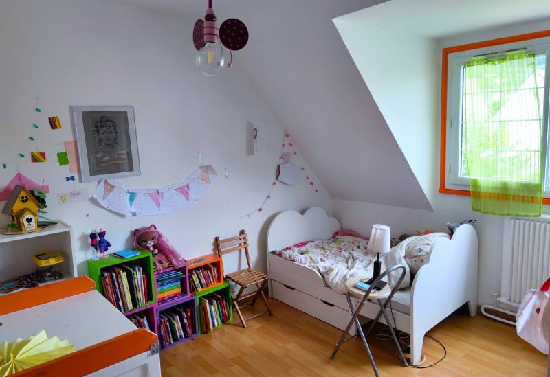 Maison lumineuse à Vendre de 122m², 5 chambres dont une chambre en Rez-de-chaussée, au calme et beau jardin sans vis à vis avec terrasse sous abri à LOUVIERS