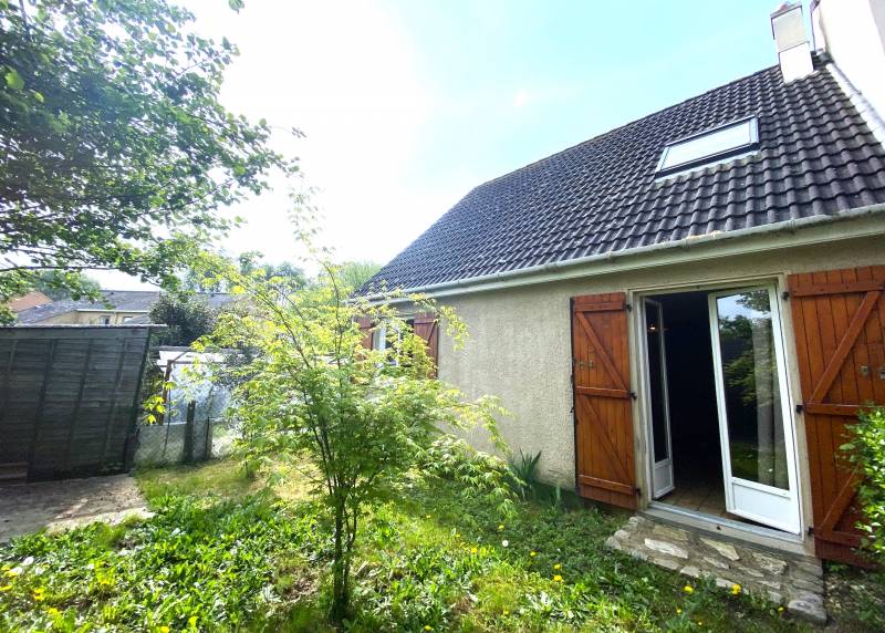 Maison 4 pièces de 89m² à VAL DE REUIL