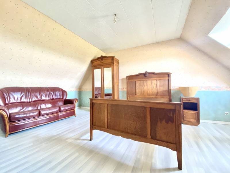 Maison 4 pièces de 89m² à VAL DE REUIL