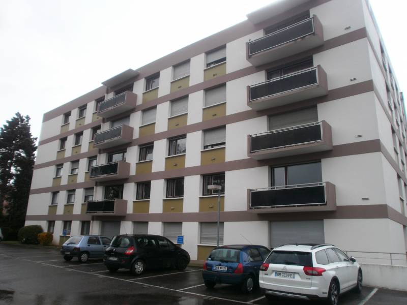 Achetez dans une résidence sécurisée un appartement F2 de 57 m² avec balcon à Louviers (27400)