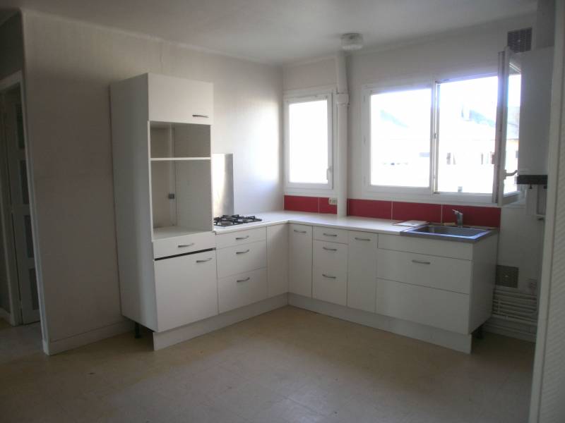 Appartement T2 LOUVIERS Centre ville Appartement rénové centre ville