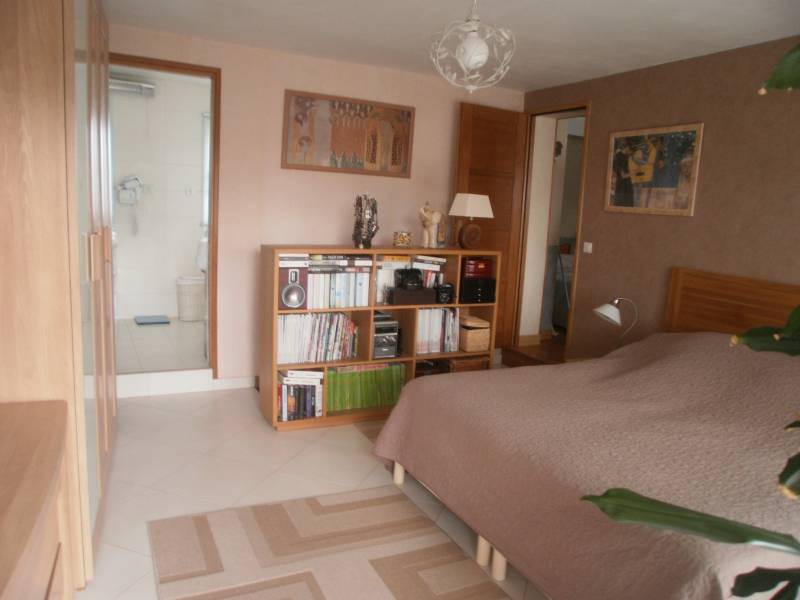 chambre avec balcon vue Seine