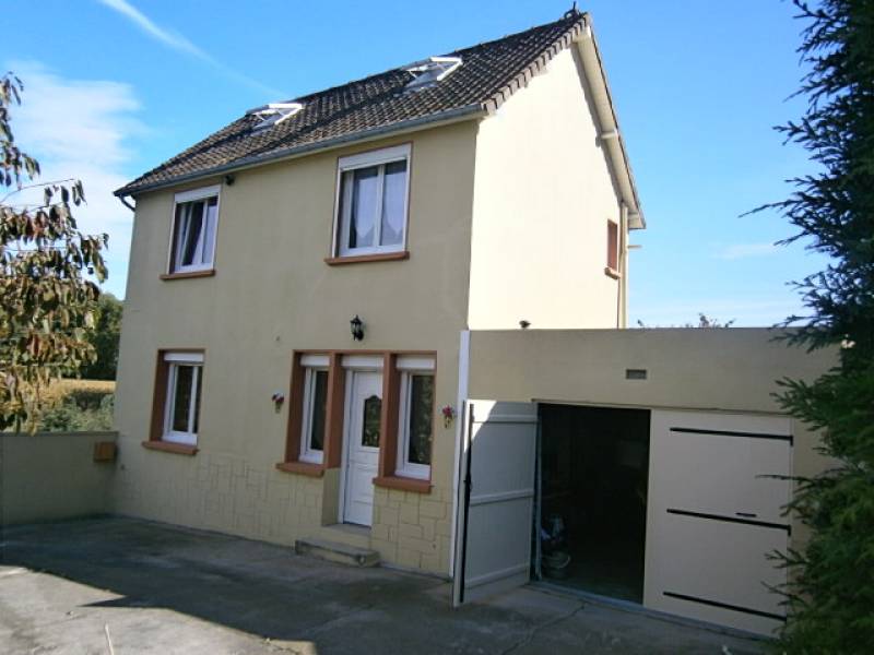 A vendre maison F4 de 85 m² habitable avec garage et jardin clos sur la commune de Pont de l'Arche