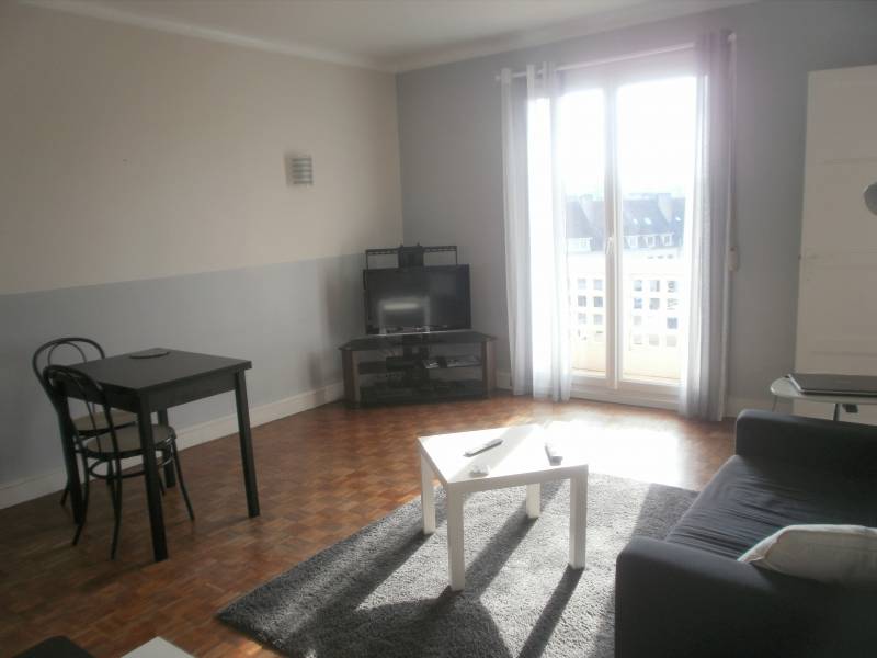 a vendre appartement en centre ville de LOUVIERS T2 de 44m²