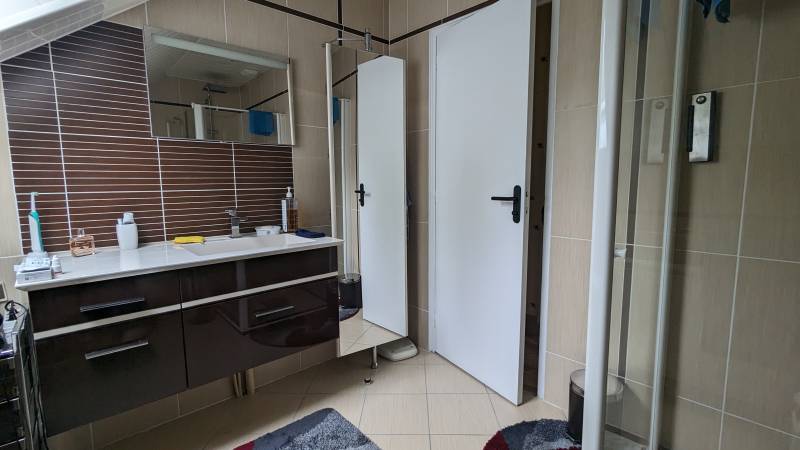 Maison T4 dans un cadre idyllique Val de Reuil  