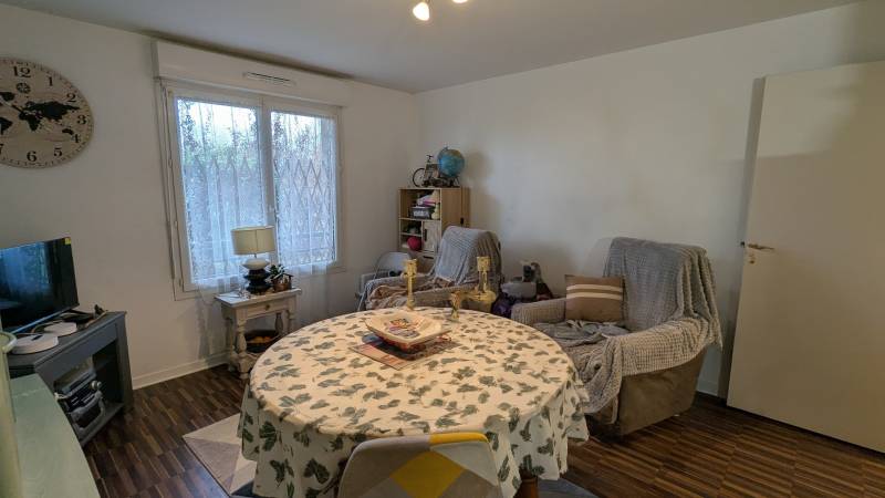 Appartement T2 en rez-de-chaussée à Val-de-Reuil – Idéal pour investissement ou premier achat