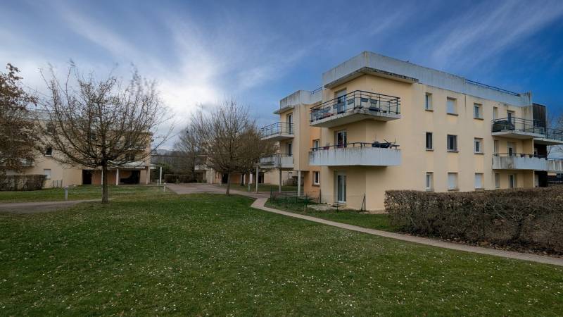 Appartement T3 vendu loué – Résidence récente et sécurisée à Val-de-Reuil