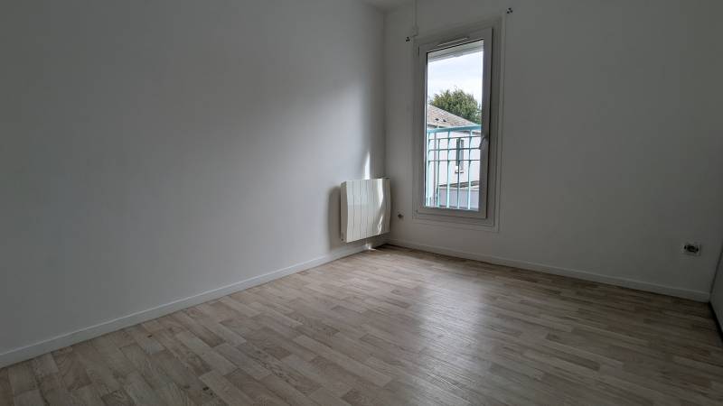 Maison mitoyenne de 85 m² à vendre à Val-de-Reuil 27100 - Eure - Normandie