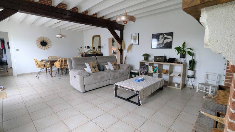 Maison normande vivable de plain-pied avec nombreuses dépendances - Iville (27)