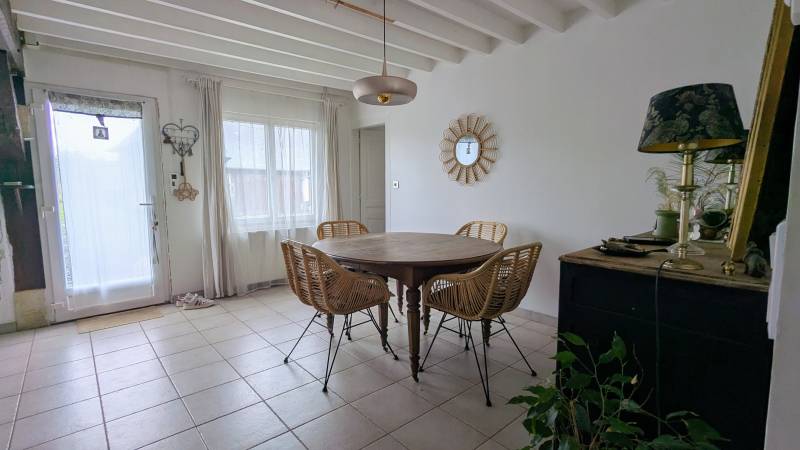 Maison normande vivable de plain-pied avec nombreuses dépendances - Iville (27)