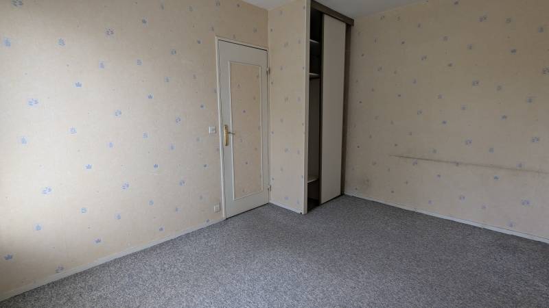 Maison à vendre Val-de-Reuil – 107 m² – 3 chambres – Jardin – Garage – Proche gare