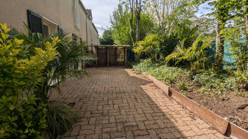 Maison à vendre Val-de-Reuil – 107 m² – 3 chambres – Jardin – Garage – Proche gare