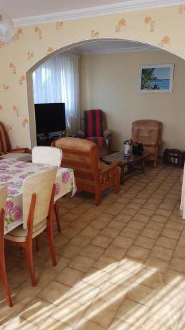 Vends maison ancienne avec 2 chambres sur la commune de Quatremare proche de Louviers