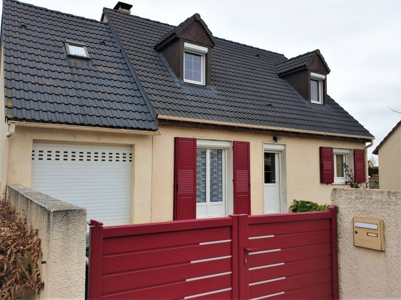 Maison T4 extérieure