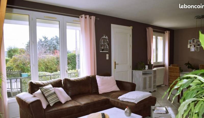 Maison 5 pièces sur sous sol complet avec 3 chambres en rez de chaussée ANDE 27430  