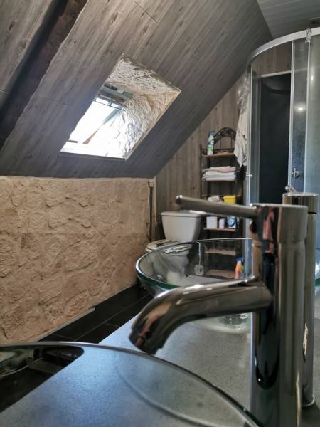 Maison 4 pièces sur sous-sol complet avec salle d'eau