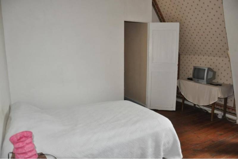 Château du XIXème siècle 20 pièces de 650 m2 sur terrain arboré de 4440m² entre Paris et la côte Normande