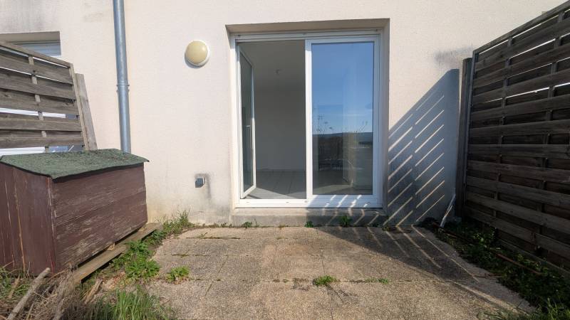 Appartement T1 avec jardinet et terrasse à Louviers – Idéal investisseur