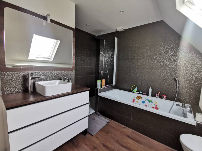 Maison de type chalandon sur la commune du Vaudreuil Le Vaudreuil  