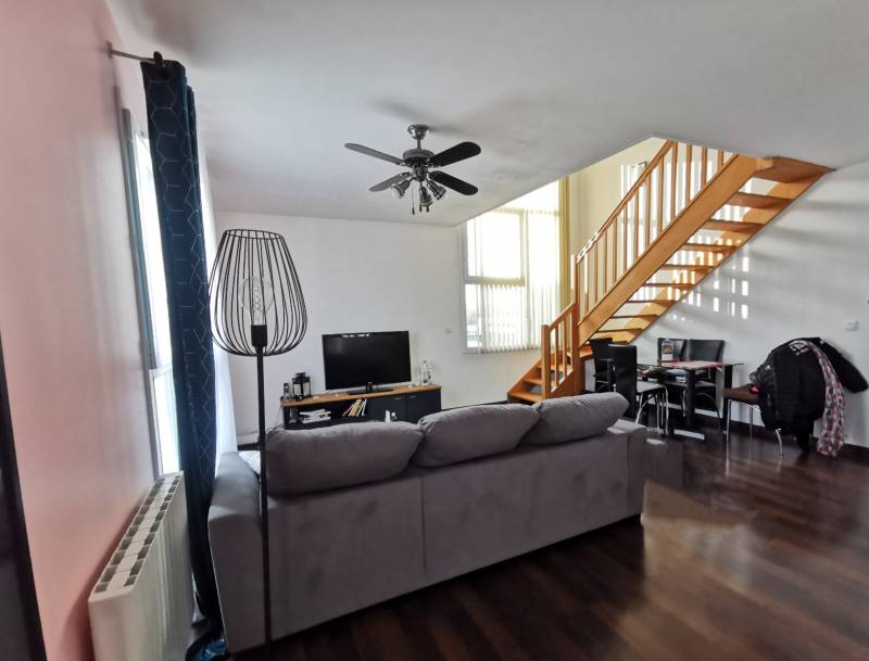 Appartement T3 en duplex Val de Reuil  